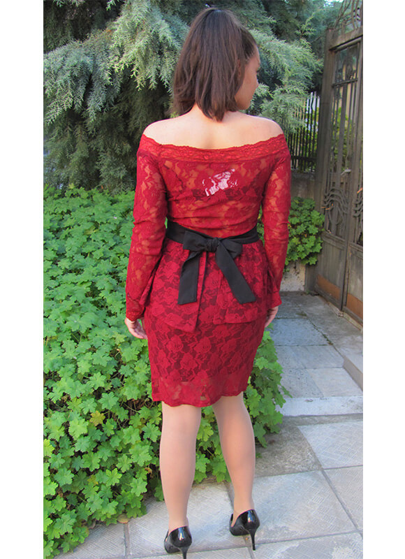 JULIA Дантелена рокля цвят бордо