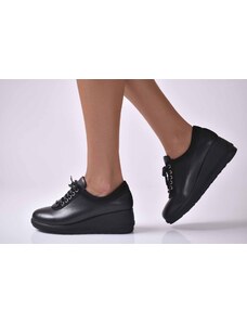Жени, Дамски обувки на платформа произведени в България естествена кожа черни EOBUVKIBG