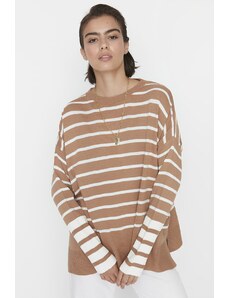 Дамски пуловер Trendyol Striped