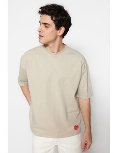 Trendyol Limited Edition бежов мъжки извънгабаритни / широко годни носенето / избледнял ефект 100% памук дебела тениска с етикети.