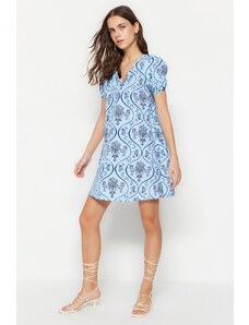Trendyol синьо широко нарязани тъкани цветен модел мини тъкани рокля