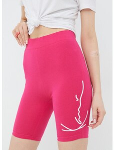 Къси панталони Karl Kani в розово с апликация с висока талия