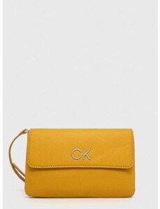 Чанта Calvin Klein в златисто