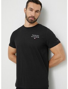 Памучна тениска Tommy Hilfiger в черно с принт UM0UM02916
