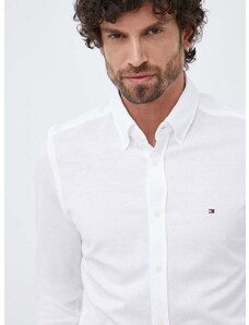 Памучна риза Tommy Hilfiger мъжка в бяло с кройка по тялото яка копче MW0MW30675