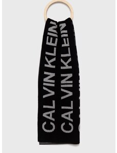 Шапка и шал Calvin Klein Jeans в черно