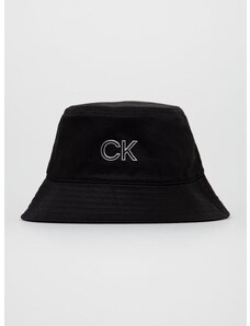Шапка Calvin Klein в черно