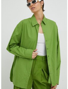Памучна риза Gestuz IsolGZ дамска в зелено със свободна кройка с класическа яка