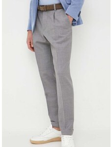 Вълнен панталон BOSS в сиво със стандартна кройка
