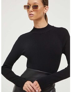 Пуловер HUGO дамски в черно от лека материя с ниско поло