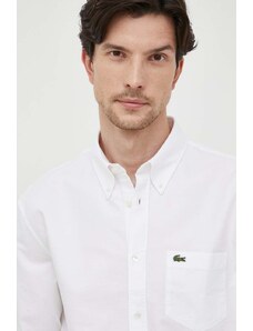 Памучна риза Lacoste мъжка в бяло със стандартна кройка с яка с копче