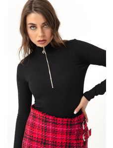 Lafaba Women's Black Front Zipper Long Sleeve Ribbed Flexible Snaps Knitted Bodysuit