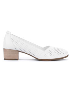 Дамски обувки в бяло на среден ток
