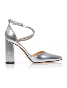 Tsoukalas Обувки на ток в сребрист цвят, от изкуствена кожа, с кръстосани каишки с кристали. Остър връх.