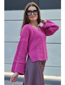 Trends by KK Розов пуловер V-деколте и цепки - Medium