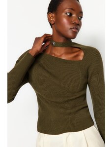 Trendyol масло зелена култура прозорец/изрязани трикотаж пуловер