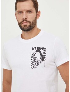 Памучна тениска Calvin Klein Jeans в бяло с принт J30J324640