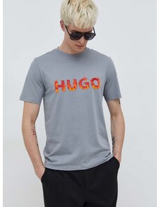 Памучна тениска HUGO в сиво с принт 50504542