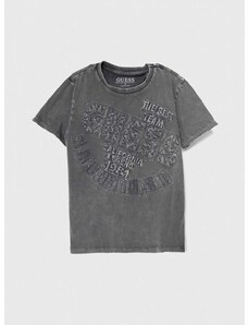 Детска памучна тениска Guess в сиво с апликация