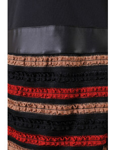 Addict Boutique OUTLET Черна къса рокля с разноцветни ивици 2 - S