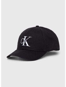 Памучна шапка с козирка Calvin Klein Jeans в черно с апликация K60K610280