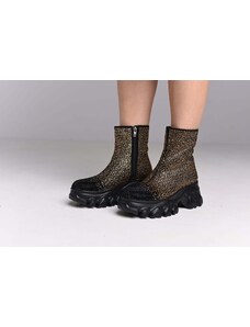 yoncystore.com Women's Yoncy black studded ankle boots