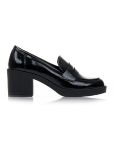 Tsoukalas Обувки на ток loafers в черен цвят, от лачена кожа