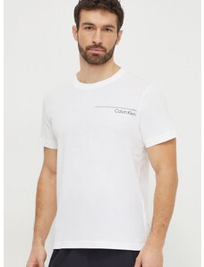 Памучна тениска Calvin Klein в бяло с принт KM0KM00964