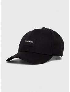 Памучна шапка с козирка Calvin Klein в черно с апликация KM0KM00983