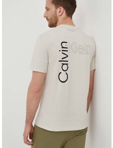 Памучна тениска Calvin Klein в бежово с принт K10K112495