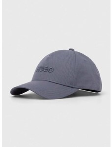 Памучна шапка с козирка HUGO в синьо с апликация 50496033