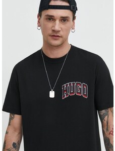 Памучна тениска HUGO в черно с апликация 50515067