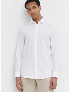 Памучна риза HUGO мъжка в бяло с кройка по тялото класическа яка 50500965