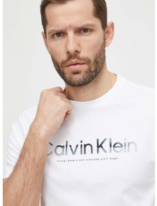 Памучна тениска Calvin Klein в бяло с принт K10K112497