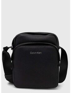 Чанта през рамо Calvin Klein в черно K50K511606