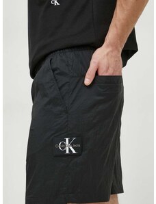 Къс панталон Calvin Klein Jeans в черно J30J325143