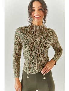 Olalook Women's Leopard Green Patchwork High-Neck Lycra Crop Top