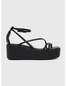 Кожени сандали Calvin Klein WEDGE SANDAL 30 LTH в черно с платформа HW0HW01949