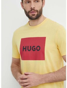 Памучна тениска HUGO в жълто с принт 50467952
