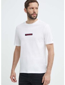 Памучна тениска Tommy Hilfiger в бяло с апликация MW0MW34373