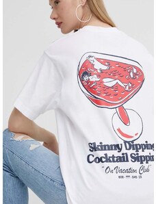 Памучна тениска On Vacation Skinny Dippin' Cocktail Sippin' в бяло с принт OVC T151