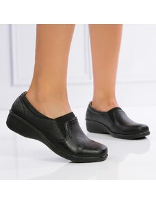 Obuvnazona Черни дамски обувки гигант 6030-1