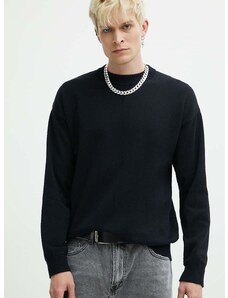 Памучен пуловер HUGO в черно от лека материя