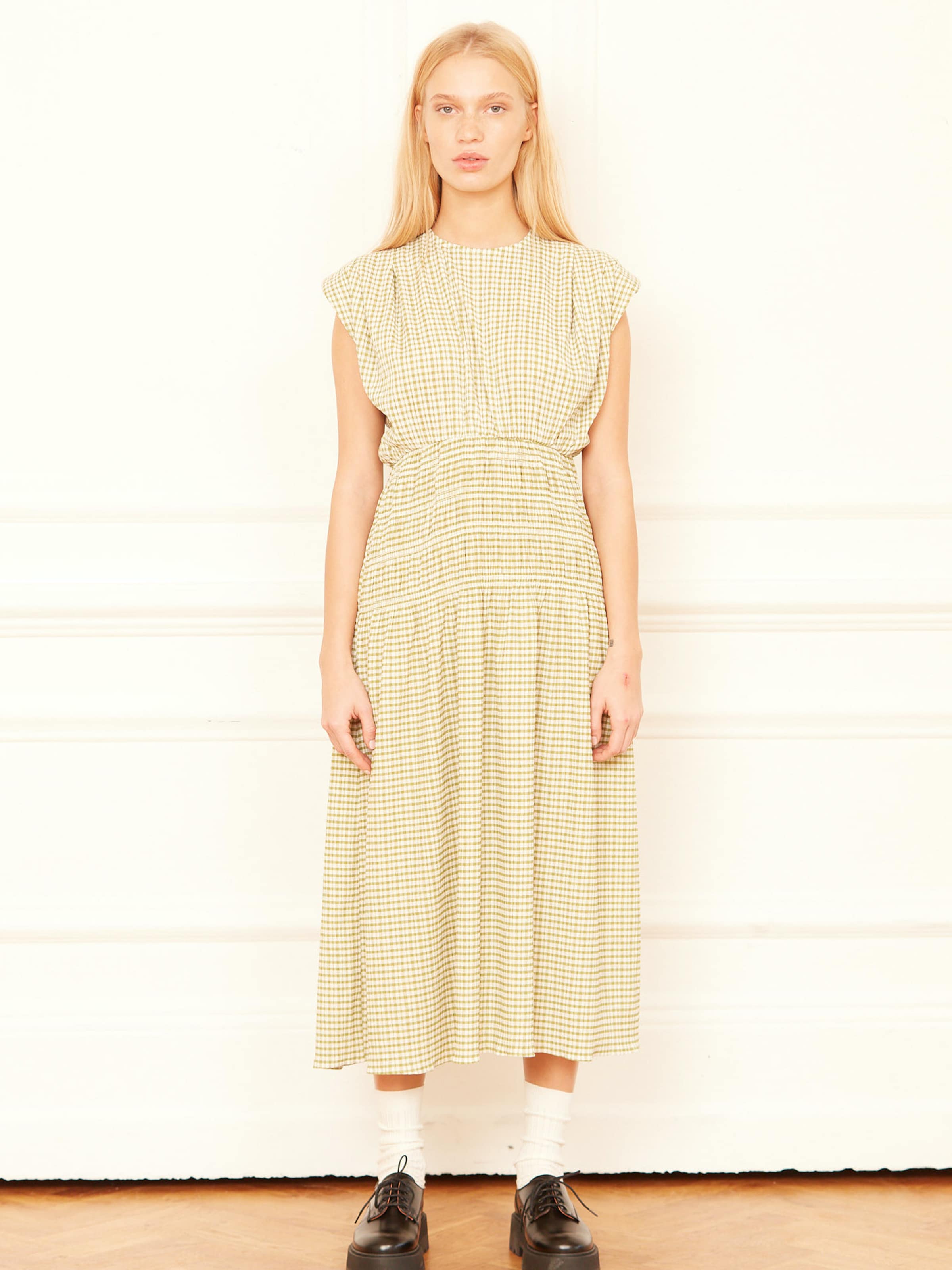 Aligne Рокля 'Desi' каки / бяло