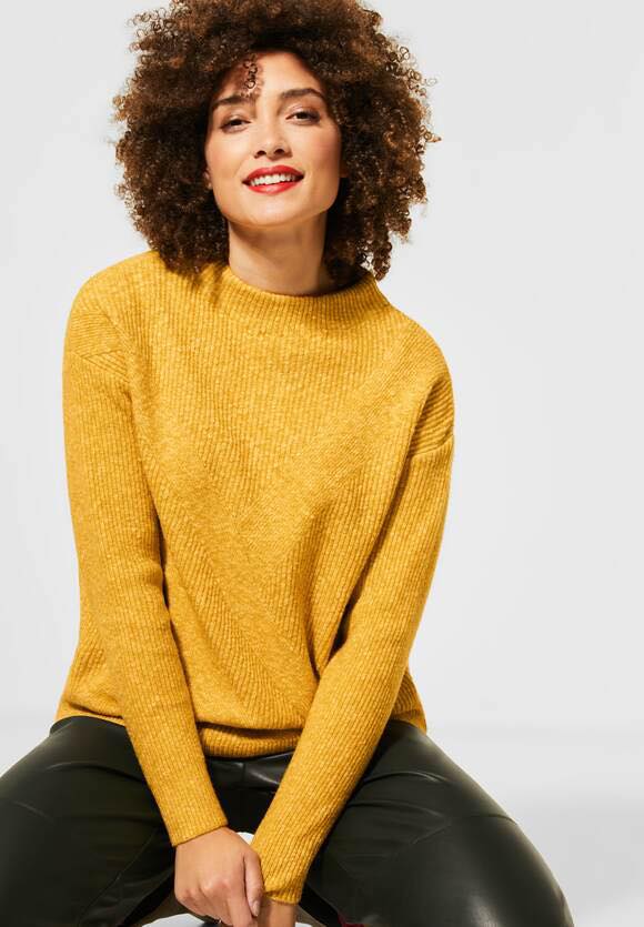 JULIA Плетен дамски пуловер горчица