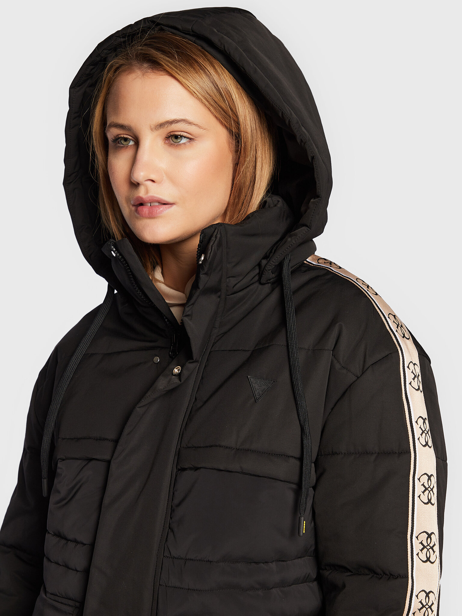 Зимно яке Guess