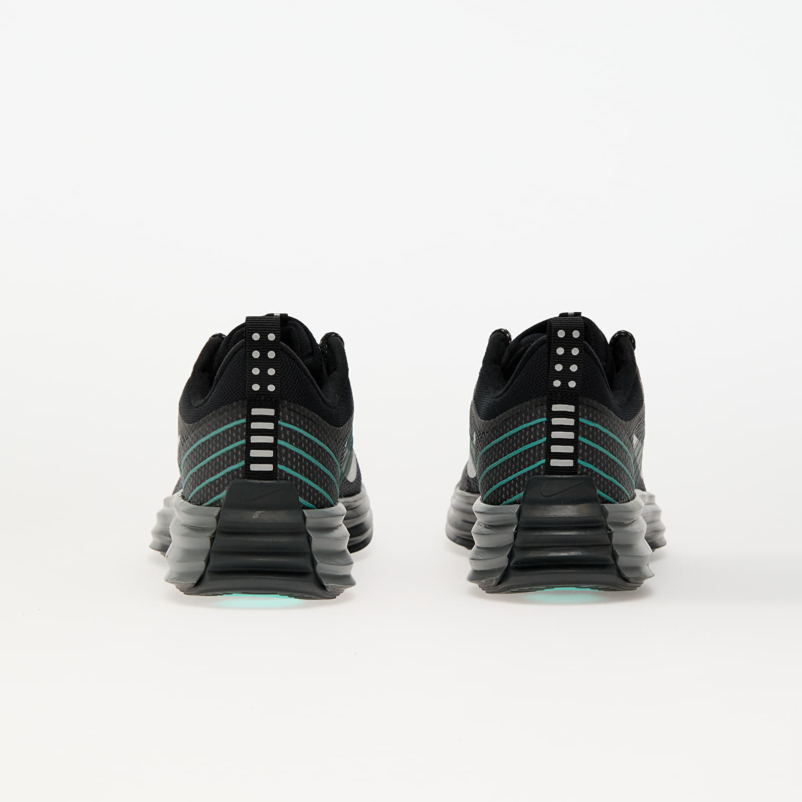 Nike Lunar Roam Prm Black/ Photon Dust-Cool Grey-Aurora Green