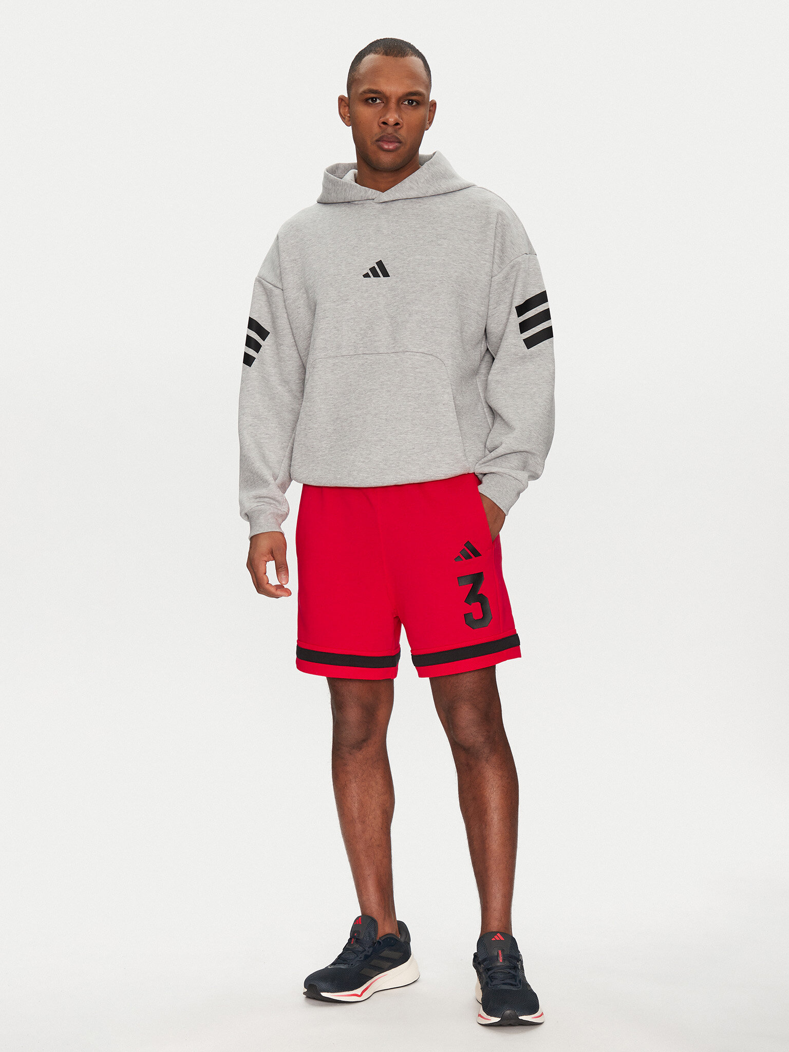 Спортни шорти adidas