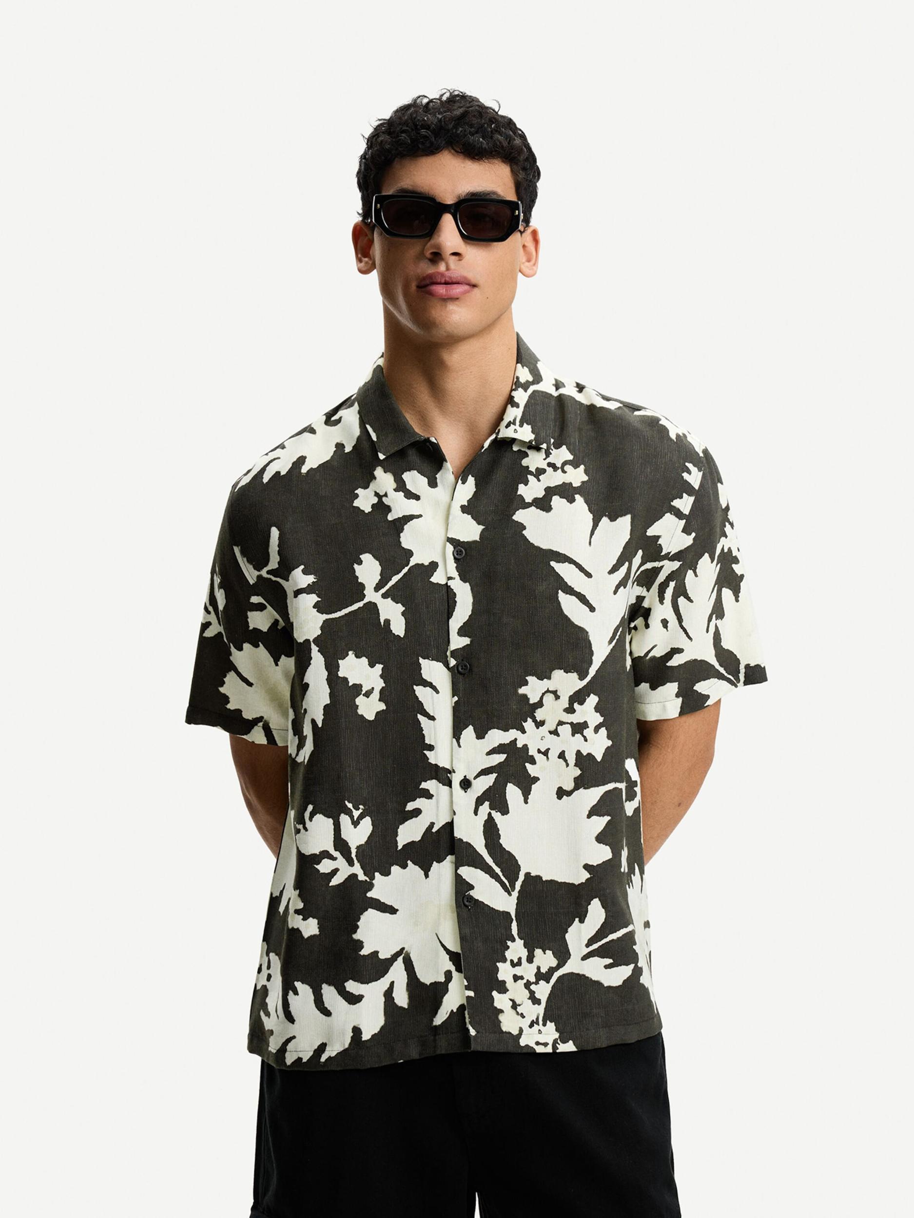 Bershka Риза черно / бяло