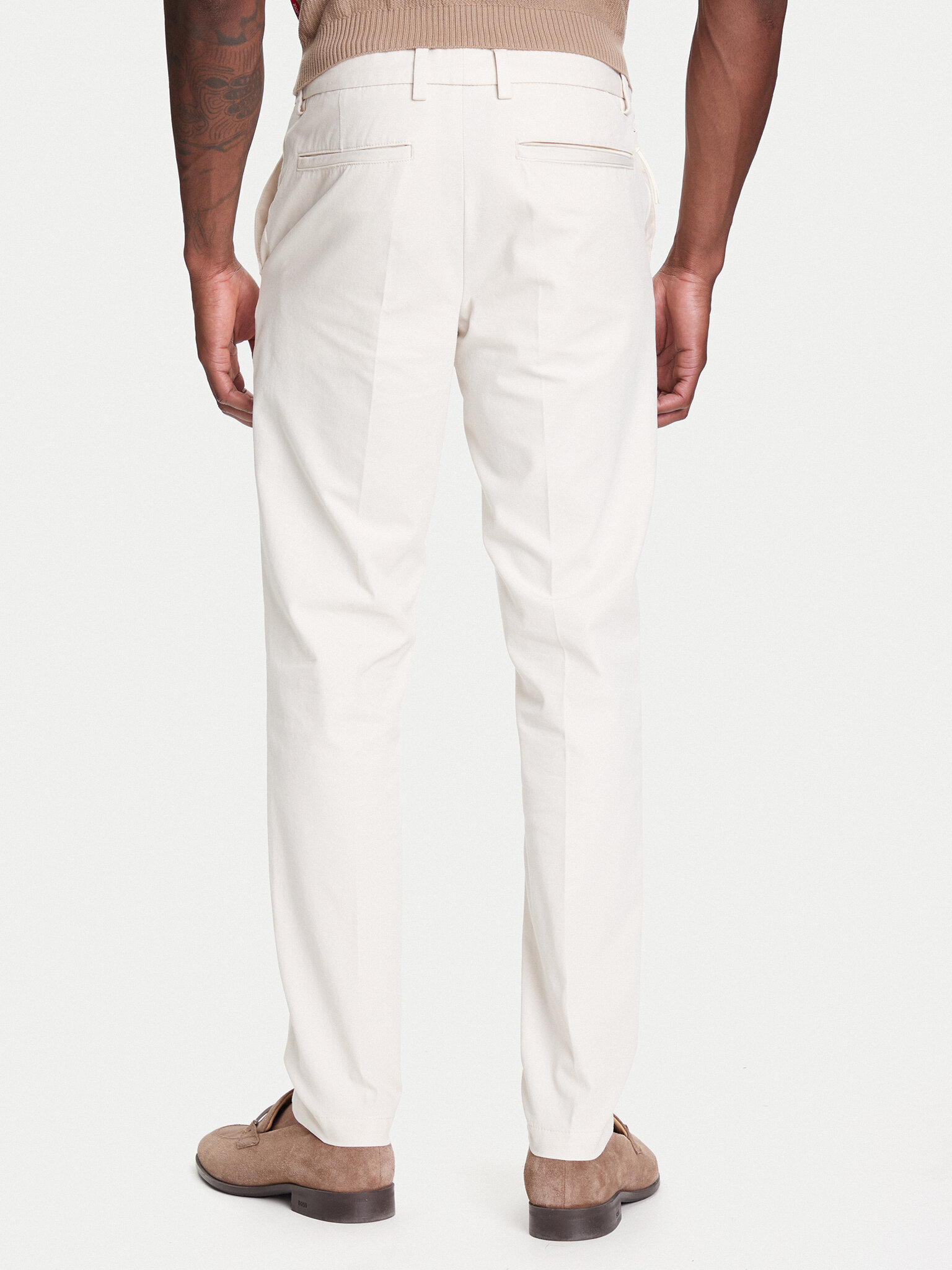 Чино панталони BOSS